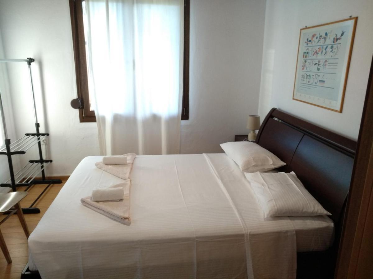 הוילה Skála Kallirákhis Our Parent'S House. Family House For Rent מראה חיצוני תמונה