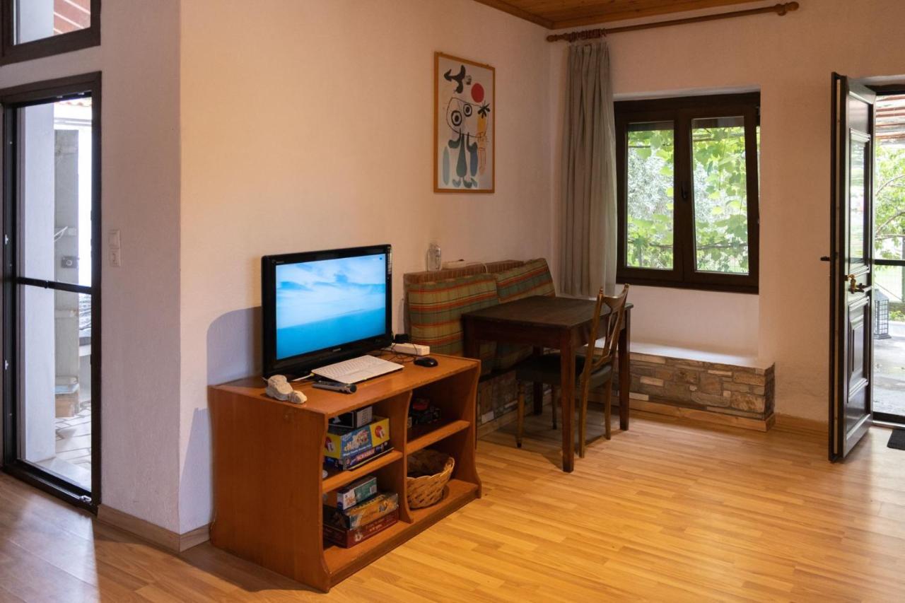 הוילה Skála Kallirákhis Our Parent'S House. Family House For Rent מראה חיצוני תמונה